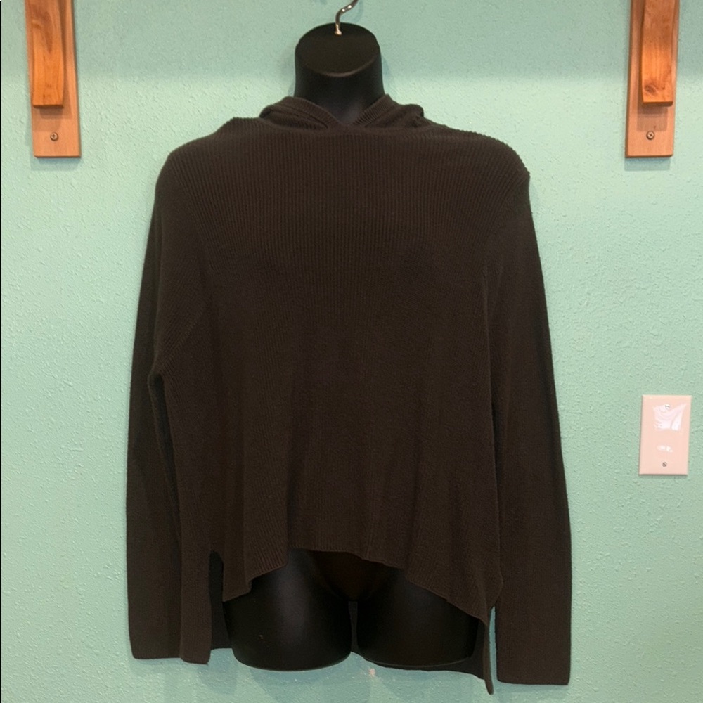 Athleta Brown Shrug Sweater.  XL.  Great condition.